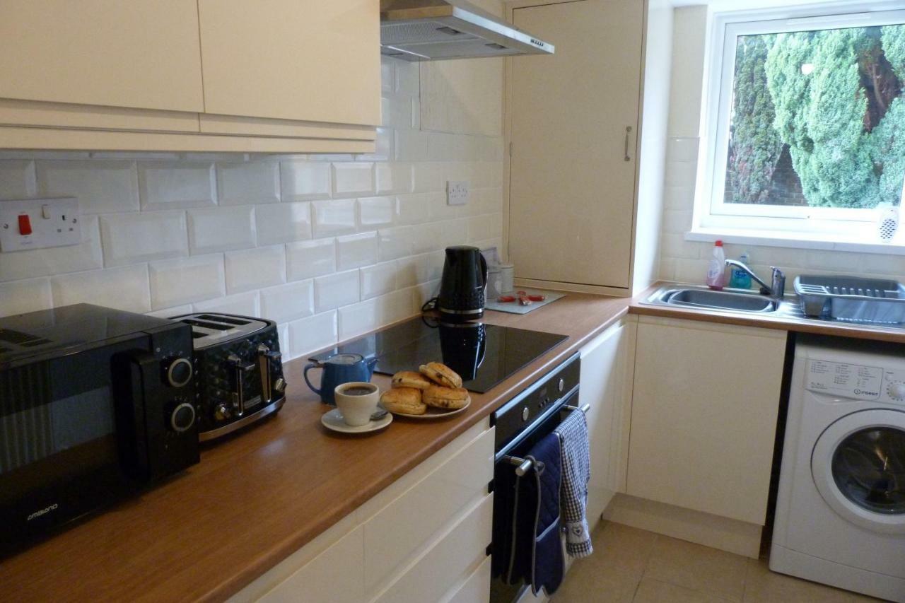 Pageant Lodge Telford Extérieur photo