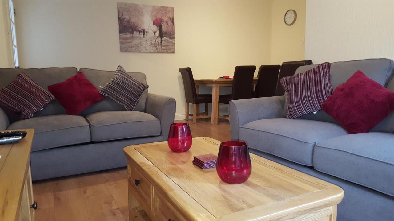 Pageant Lodge Telford Extérieur photo