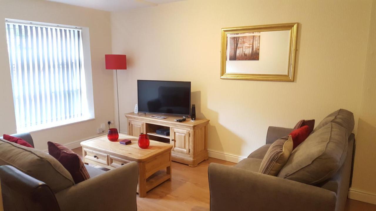 Pageant Lodge Telford Extérieur photo
